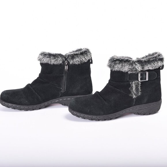 Khombu Lindsey Black Suede Buckle  Bootie Size 8 - Picture 3 of 7